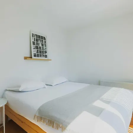 Magnificent -2br-6p- Belleville * Paris